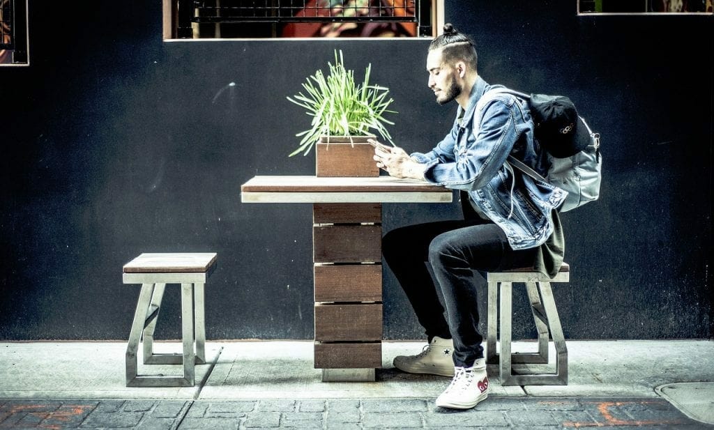 Online business worker