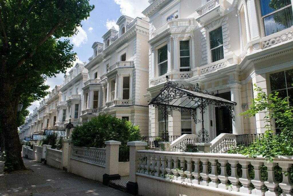 Houses in Holland-Park London